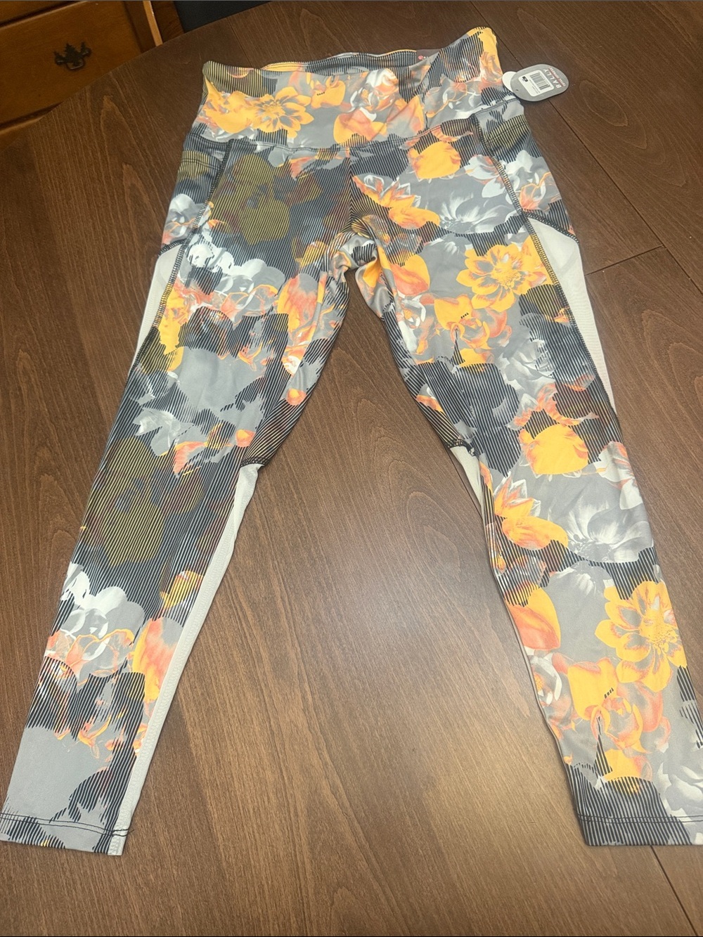 Bally Fitness Floral High Rise Gym Leggings Pocket